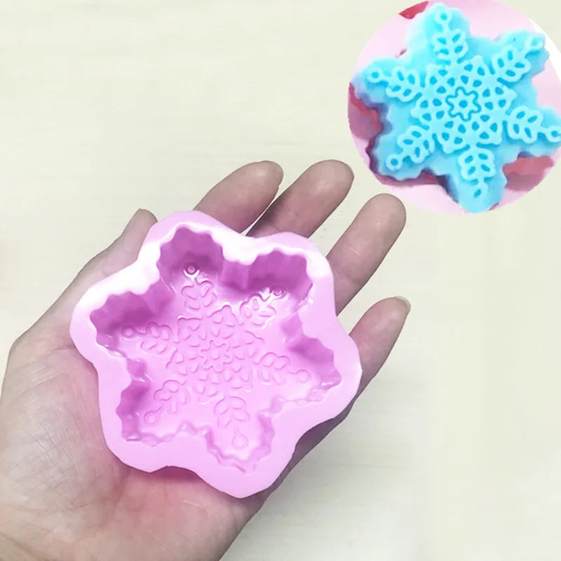 Christmas Snowflake Candle Silicone Mold Handmade Soap Aromatherapy Gypsum Resin Ice Mould Candle Making Kit Home Decor Gifts