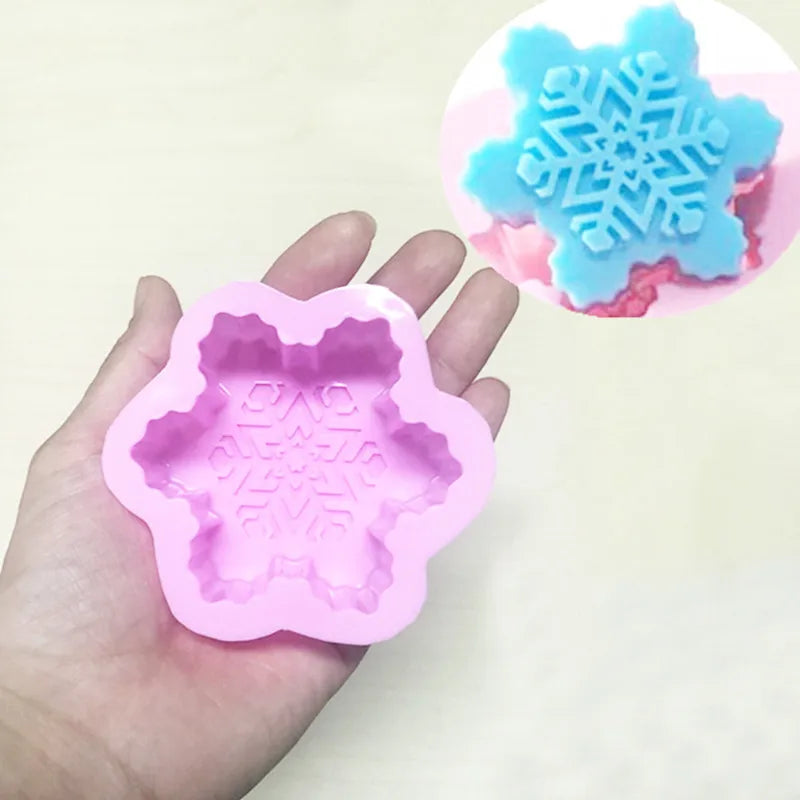 Christmas Snowflake Candle Silicone Mold Handmade Soap Aromatherapy Gypsum Resin Ice Mould Candle Making Kit Home Decor Gifts