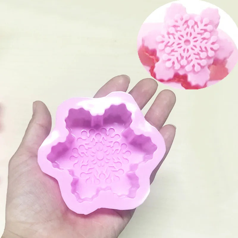 Christmas Snowflake Candle Silicone Mold Handmade Soap Aromatherapy Gypsum Resin Ice Mould Candle Making Kit Home Decor Gifts