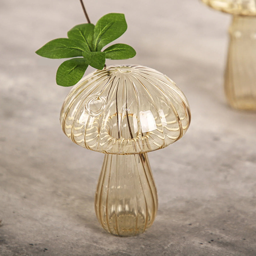 Florero Hongo de Vidrio — El detalle que transforma una repisa