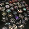 Stickers Holográficos Místicos |  Dale un toque mágico a tus espacios y accesorios.✨
