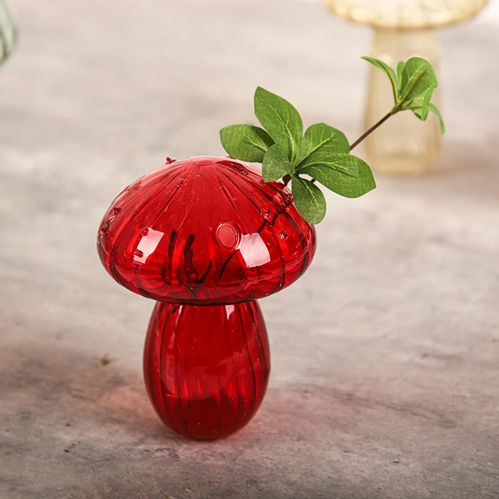 Florero Hongo de Vidrio — El detalle que transforma una repisa